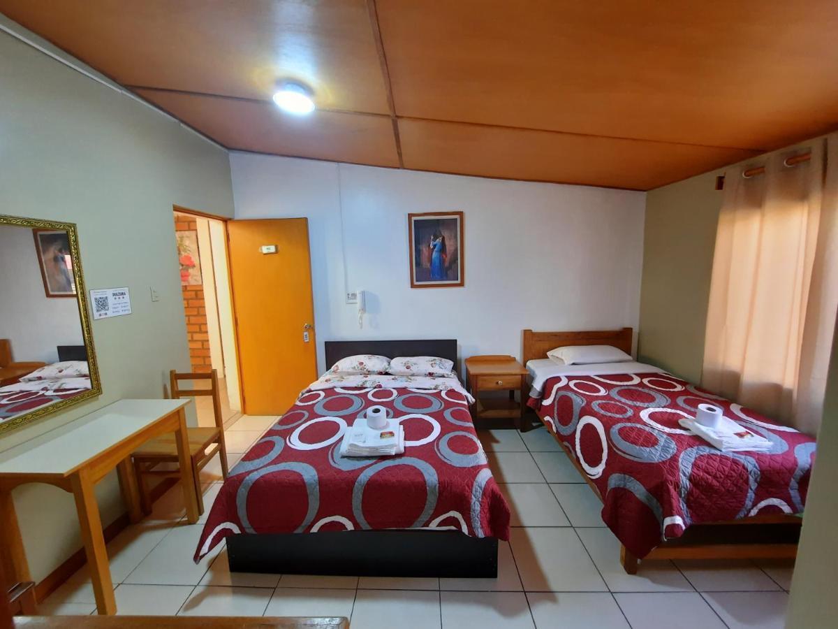 Hostal Dulzura Caraz Extérieur photo