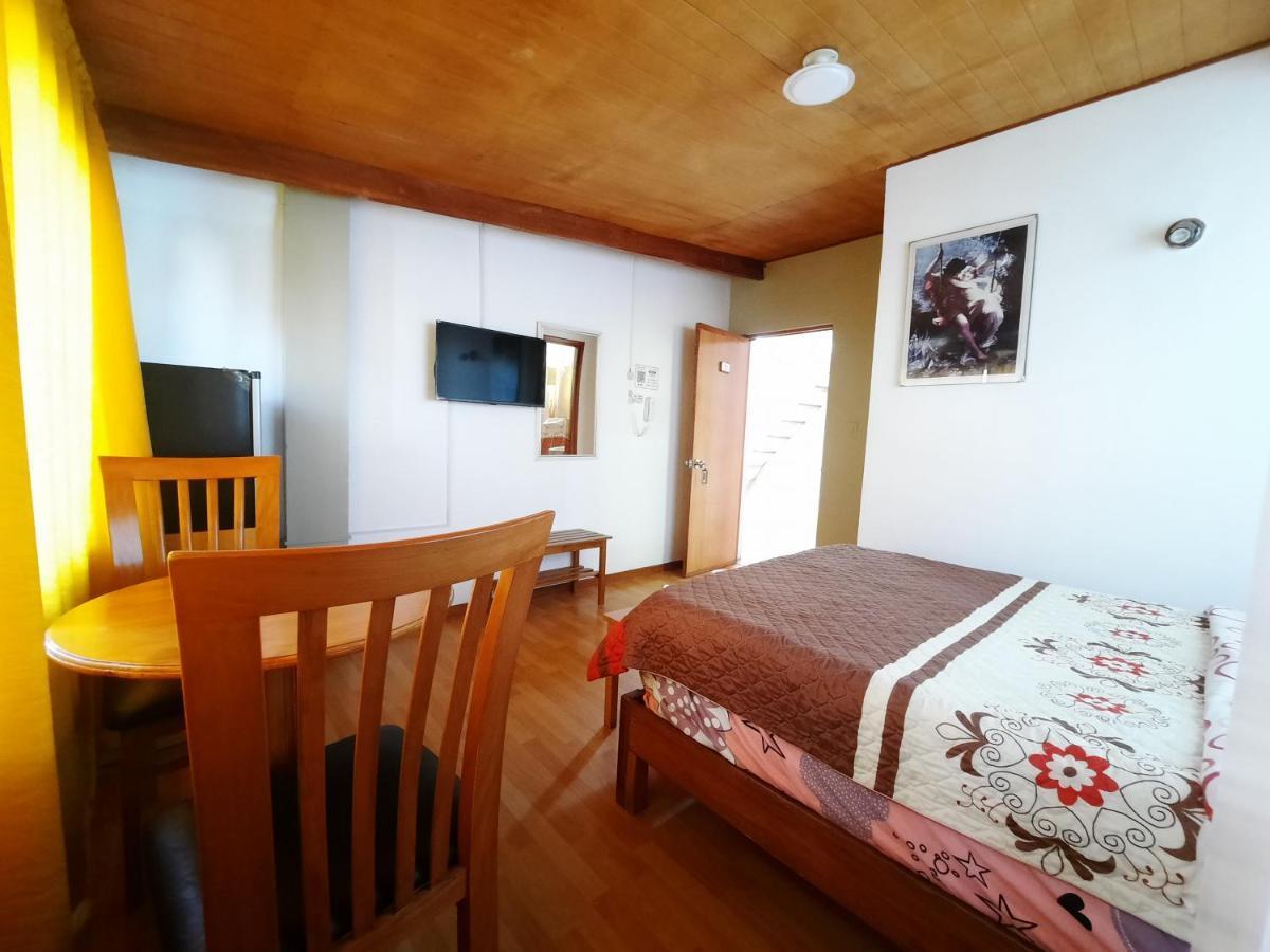 Hostal Dulzura Caraz Extérieur photo